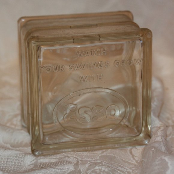 Vintage Embossed Standard Oil “ESSO” Glass Block Cube Advertising Bank - Picture 1 of 3